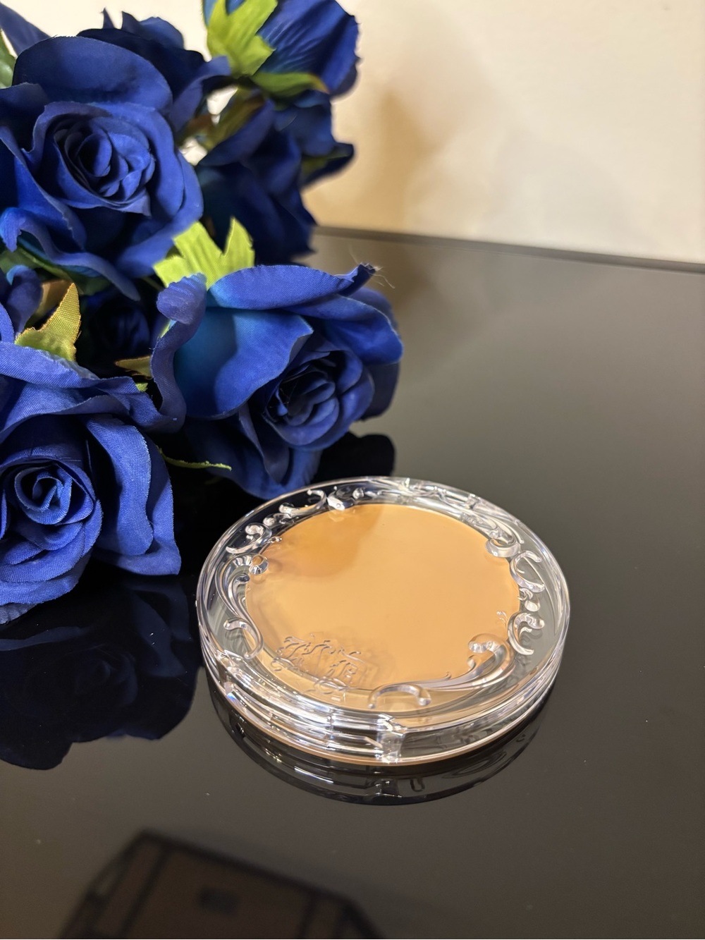 NWT KVD Beauty Good Apple Skin Perfecting Foundation Balm - Medium 042 - Picture 4 of 9